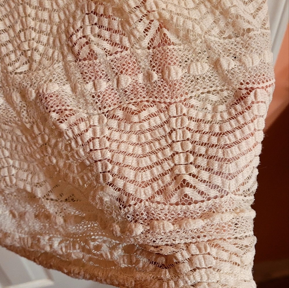Blu Pepper small bohemian lace top